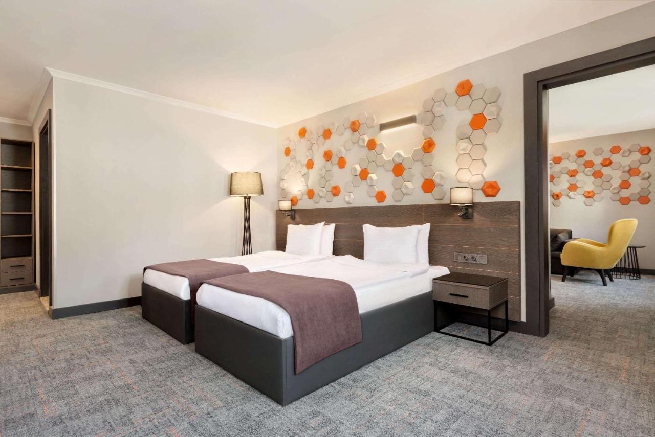 Days Hotel By Wyndham Ankara Cankaya Exterior foto