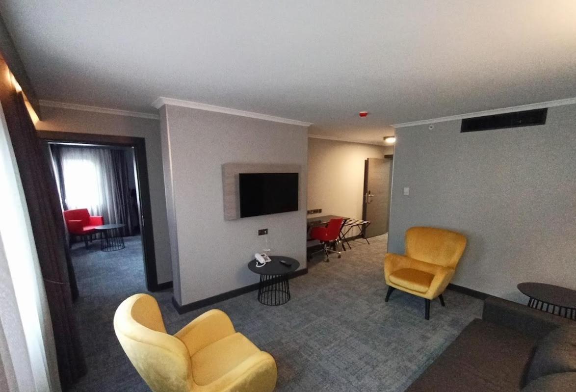 Days Hotel By Wyndham Ankara Cankaya Exterior foto