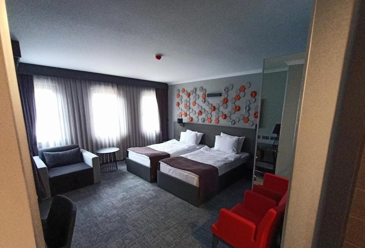 Days Hotel By Wyndham Ankara Cankaya Exterior foto