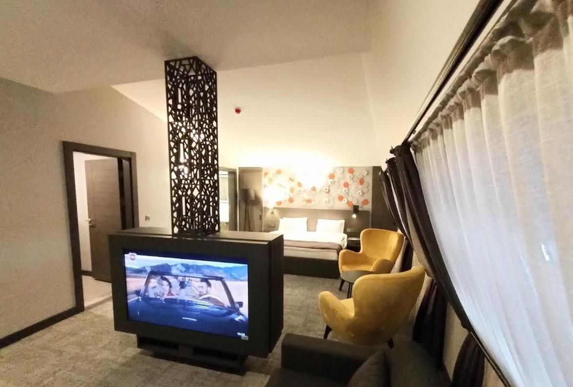 Days Hotel By Wyndham Ankara Cankaya Exterior foto