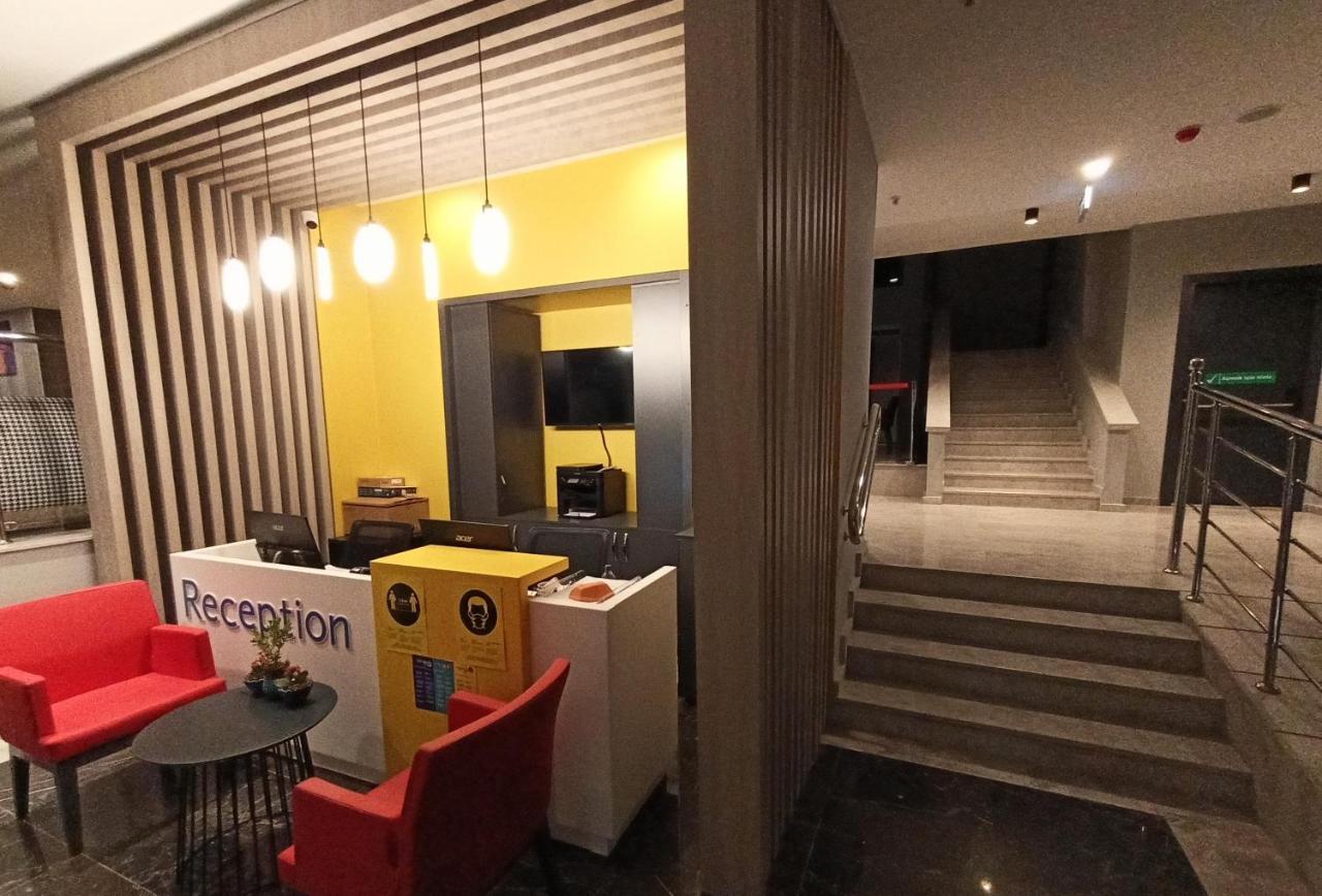 Days Hotel By Wyndham Ankara Cankaya Exterior foto